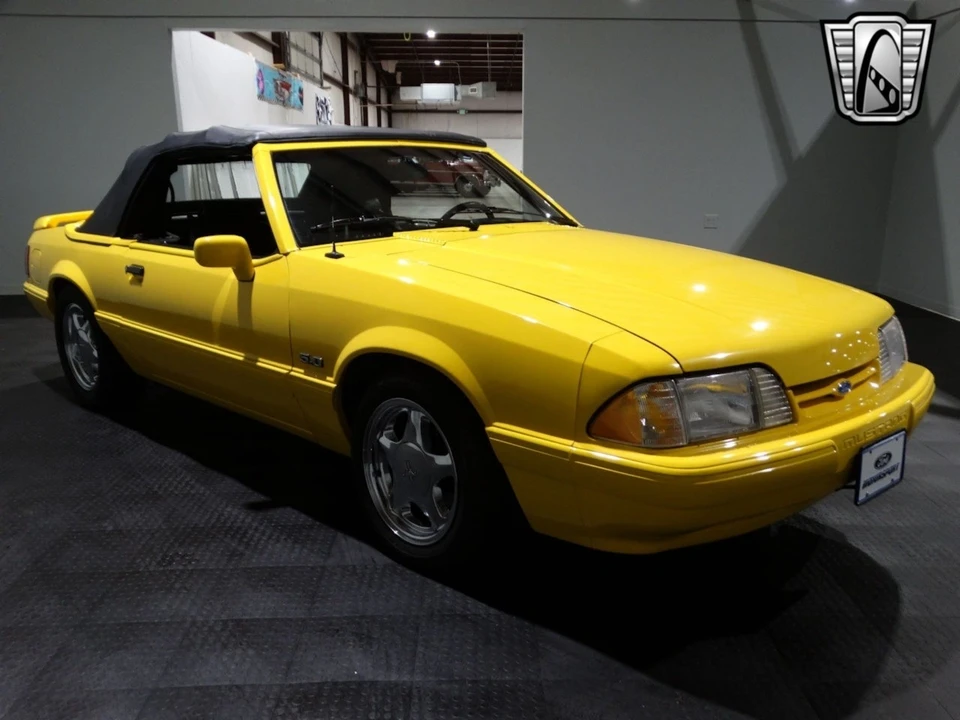 1993 Ford Mustang 3rd Gen - Image 11 of 12