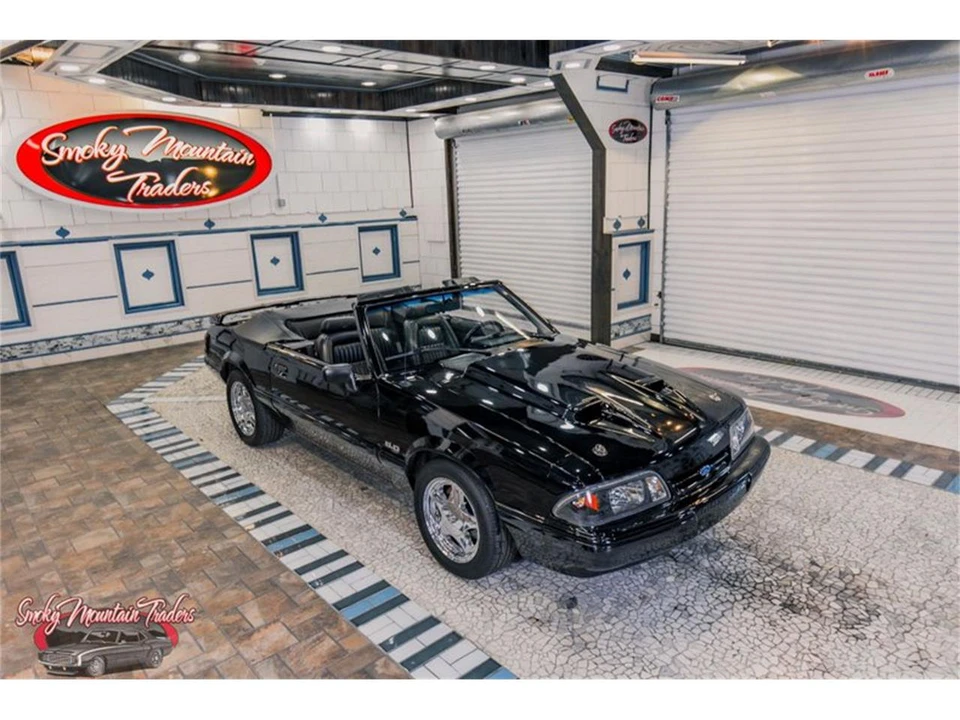 1993 Ford Mustang 3rd Gen - Image 15 of 31