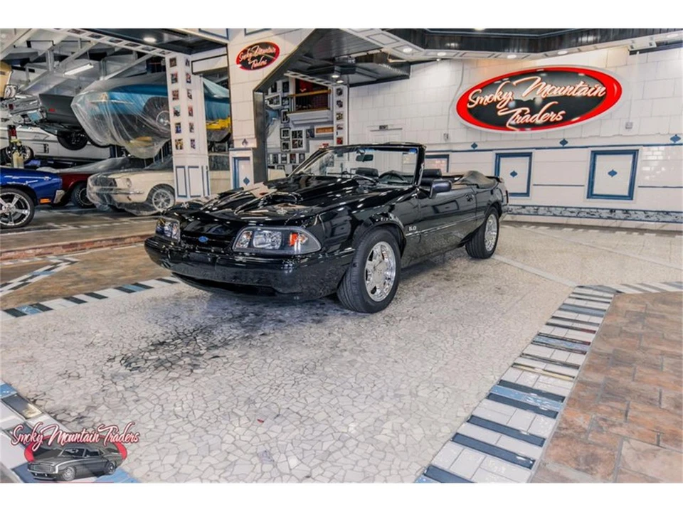 1993 Ford Mustang 3rd Gen - Image 3 of 31