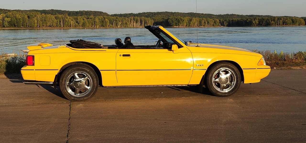 1993 Ford Mustang 3rd Gen - Image 20 of 21