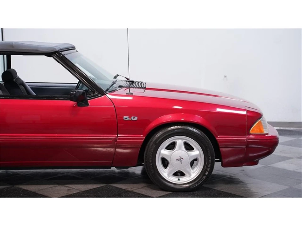 1993 Ford Mustang 3rd Gen - Image 25 of 31