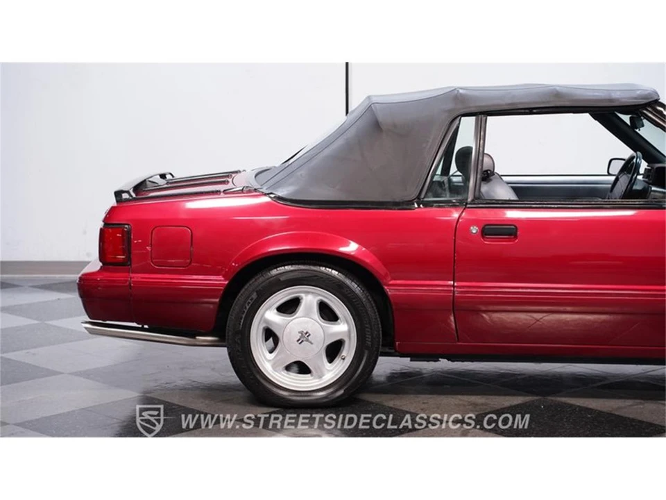 1993 Ford Mustang 3rd Gen - Image 24 of 31