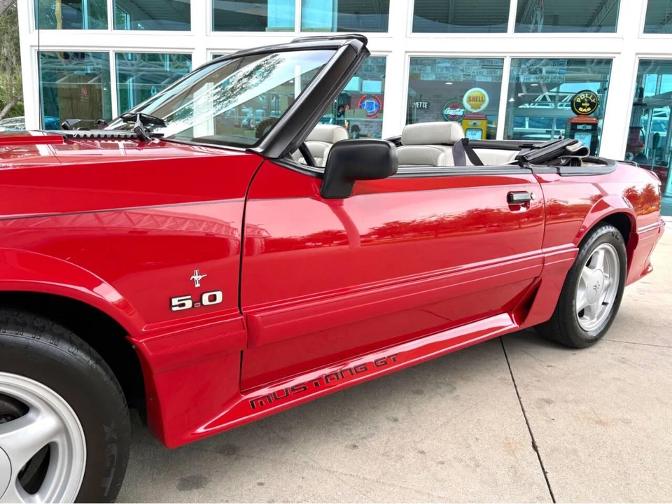1993 Ford Mustang 3rd Gen - Image 13 of 31