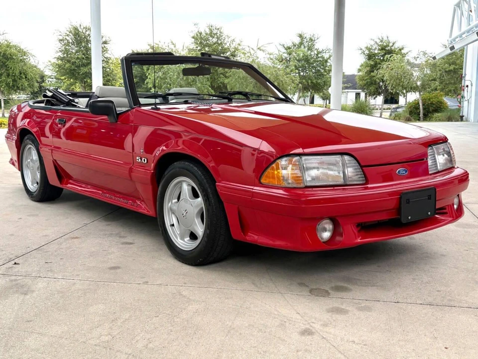 1993 Ford Mustang 3rd Gen - Image 4 of 31
