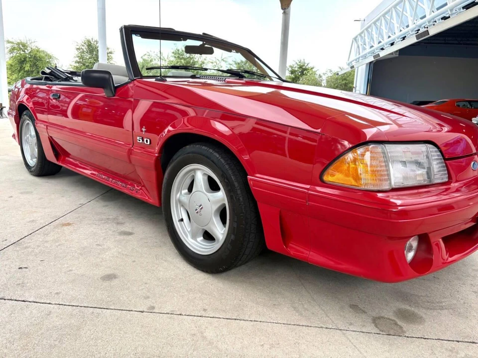 1993 Ford Mustang 3rd Gen - Image 19 of 31