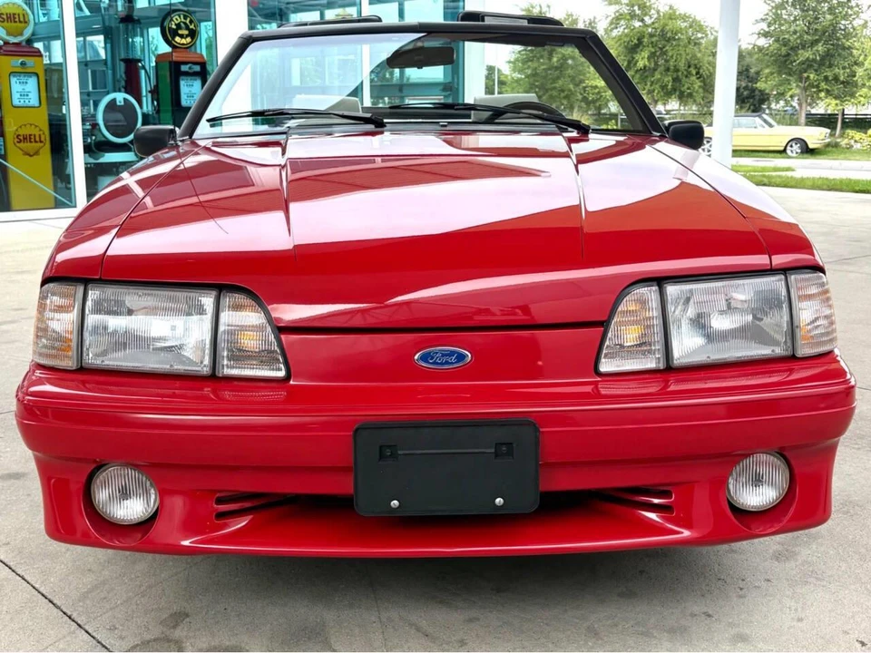 1993 Ford Mustang 3rd Gen - Image 2 of 31