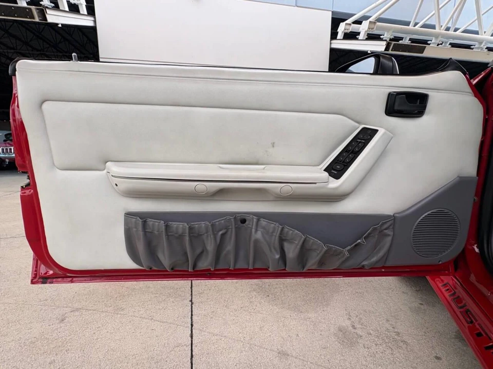 1993 Ford Mustang 3rd Gen - Image 30 of 31