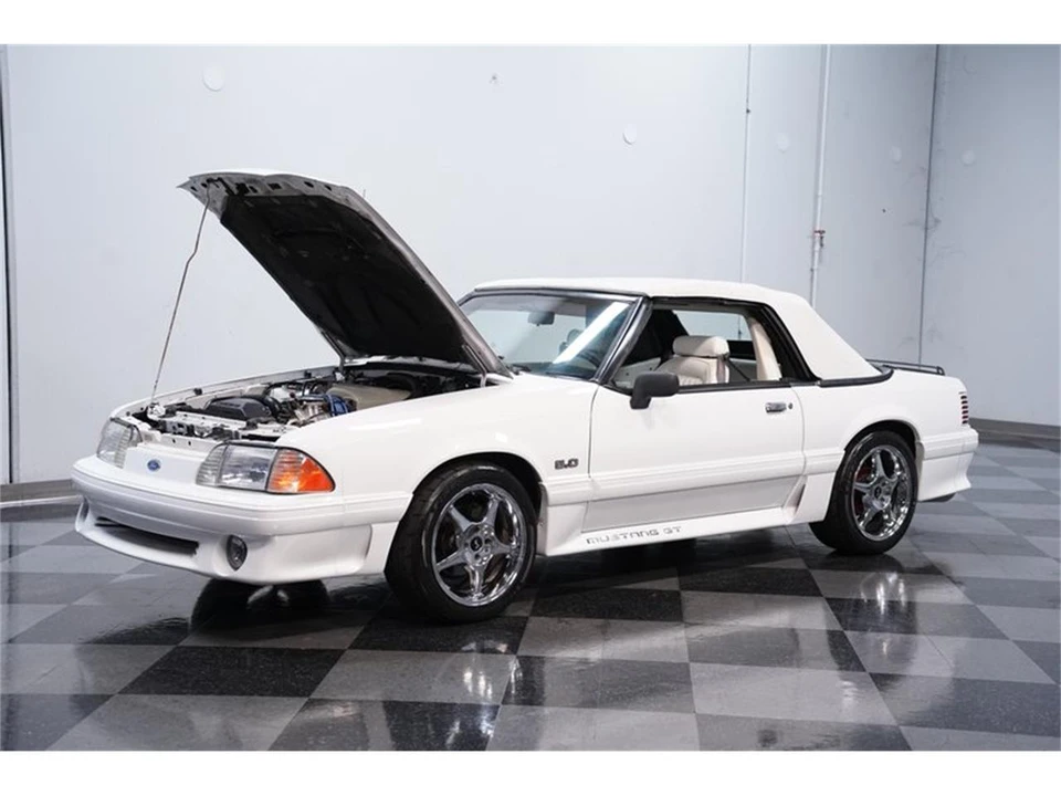 1993 Ford Mustang 3rd Gen - Image 25 of 31