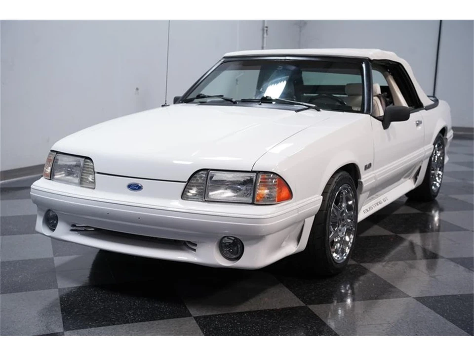 1993 Ford Mustang 3rd Gen - Image 16 of 31