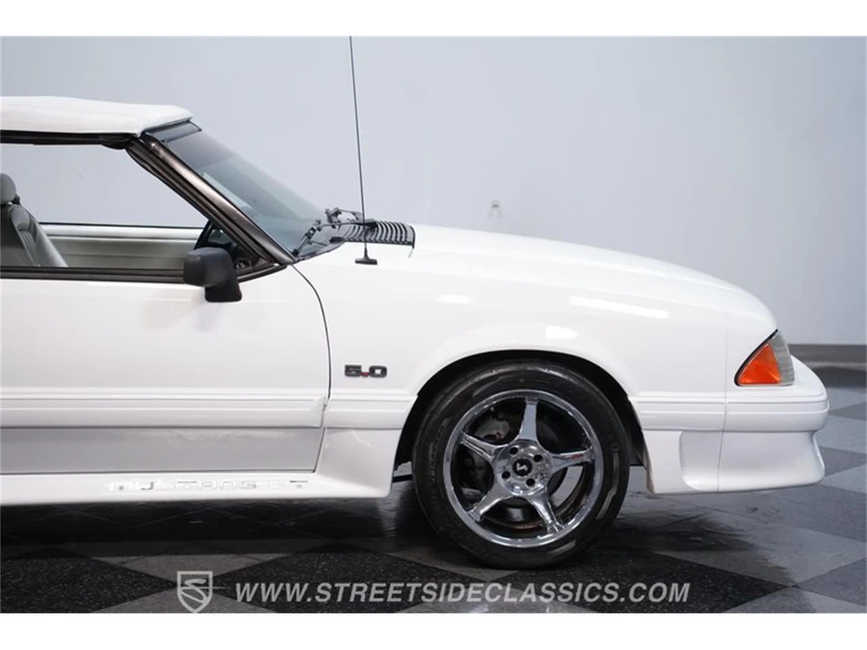 1993 Ford Mustang 3rd Gen - Image 24 of 31