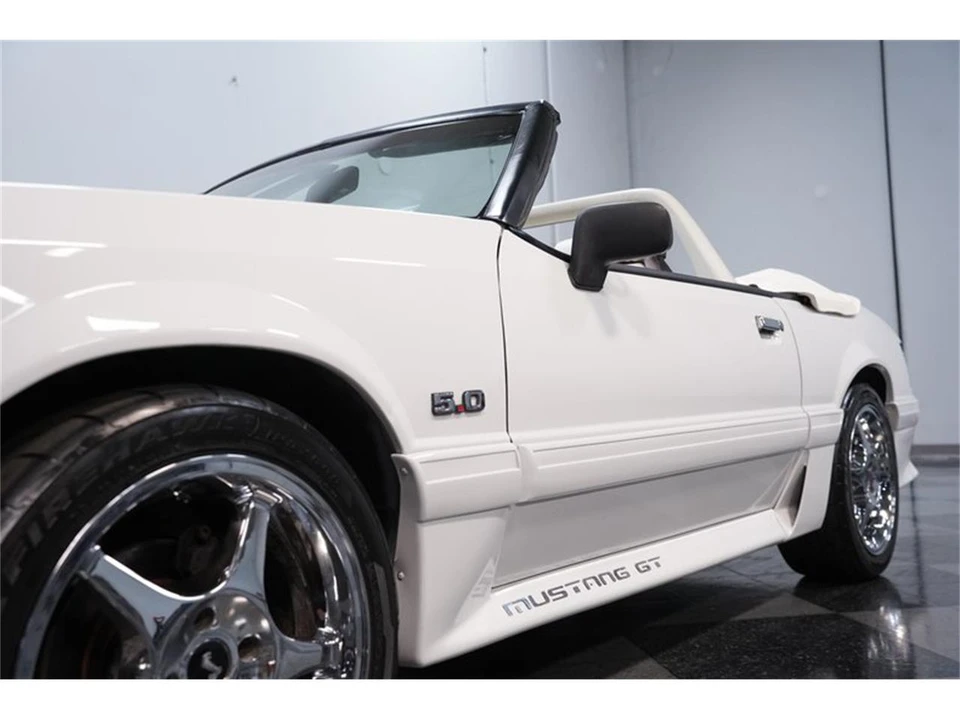 1993 Ford Mustang 3rd Gen - Image 18 of 31