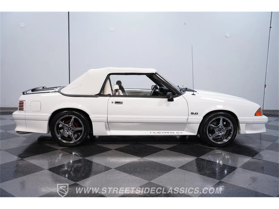1993 Ford Mustang 3rd Gen - Image 12 of 31