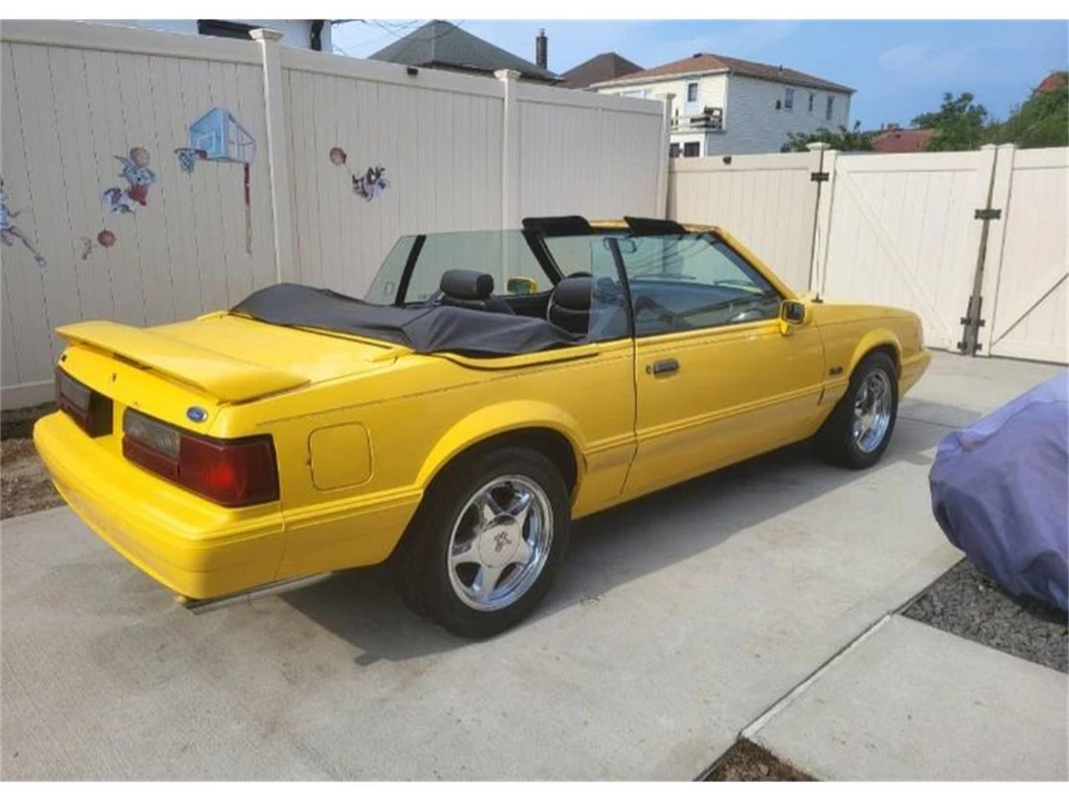 1993 Ford Mustang 3rd Gen - Image 14 of 17