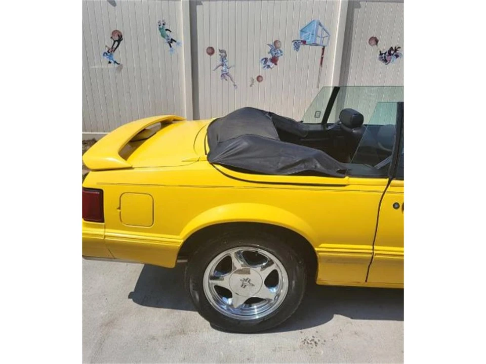 1993 Ford Mustang 3rd Gen - Image 11 of 17