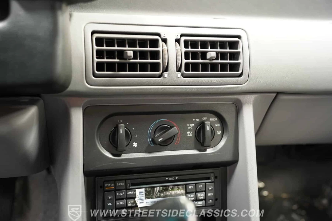 1993 Ford Mustang Cobra R 3rd Gen - Image 28 of 31