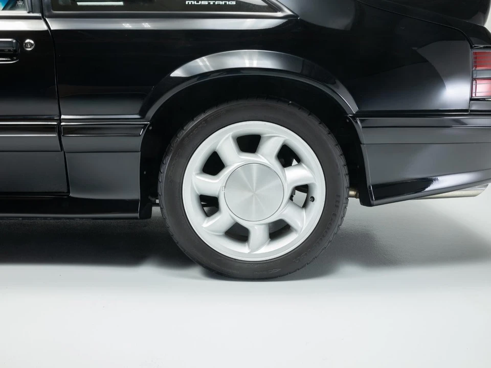 1993 Ford Mustang Cobra R 3rd Gen - Image 14 of 31