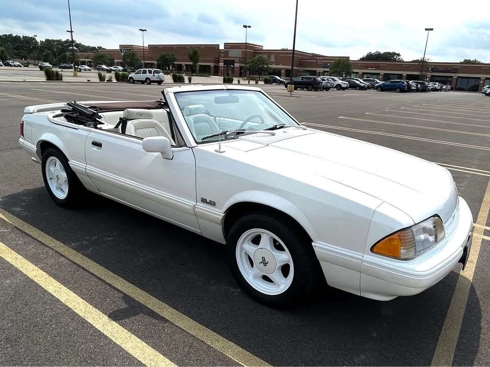 1993 Ford Mustang 3rd Gen - Image 3 of 11