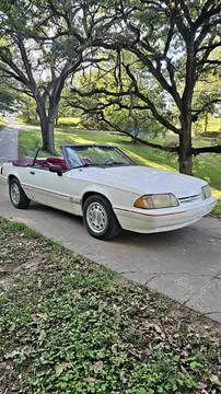1993 Ford Mustang Convertible 2D