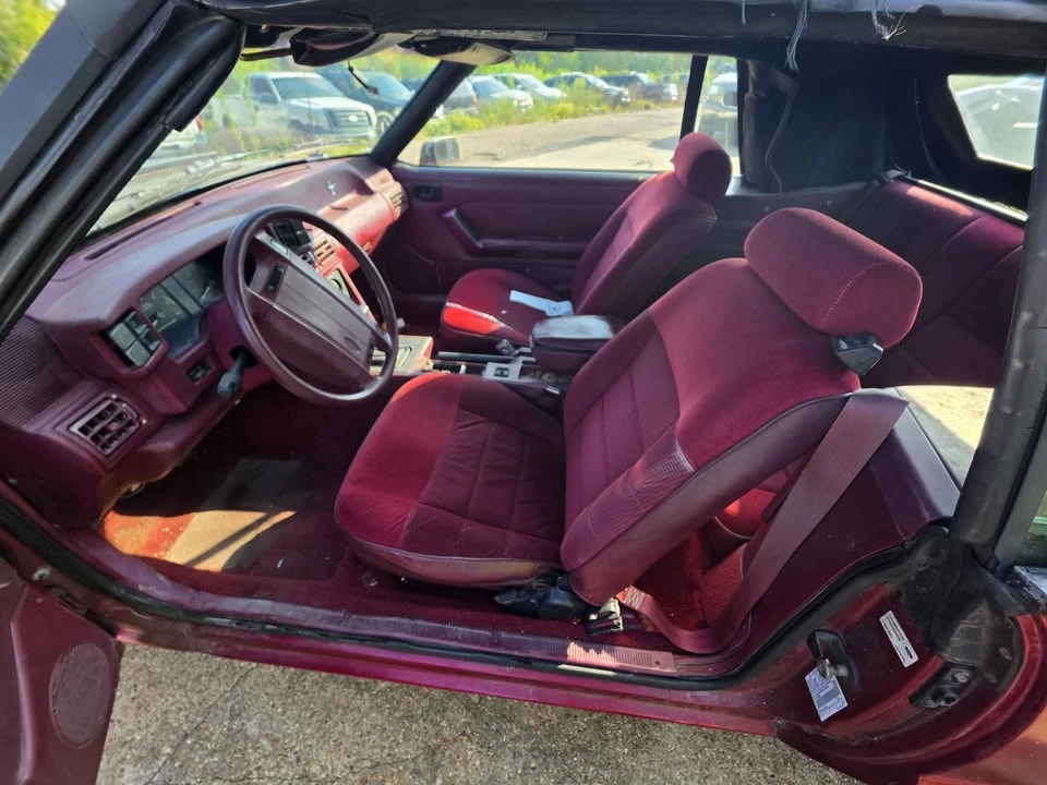 1993 Ford Mustang 3rd Gen - Image 4 of 9