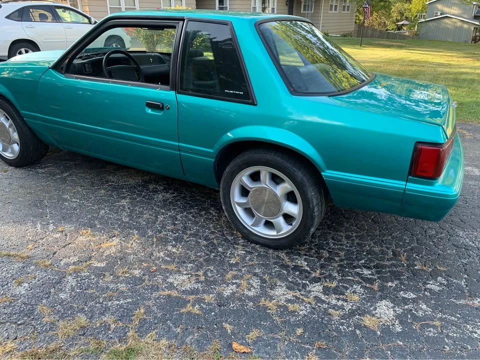 1993 Ford Mustang 3rd Gen - Image 3 of 19