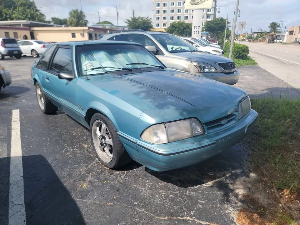 1993 Ford Mustang 3rd Gen - Image 2 of 16