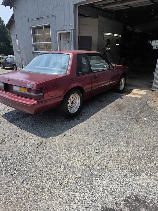 1993 Ford Mustang 3rd Gen - Image 3 of 7