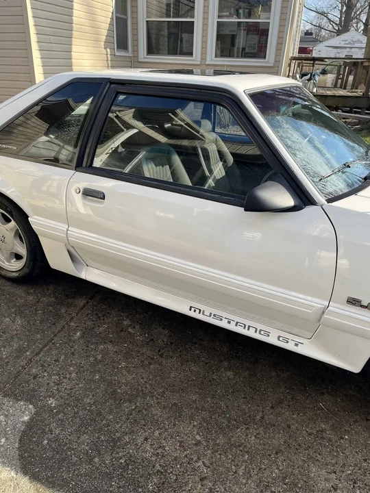 1993 Ford Mustang 3rd Gen - Image 5 of 10