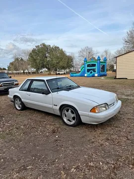 1993 Ford Mustang Coupe 2D