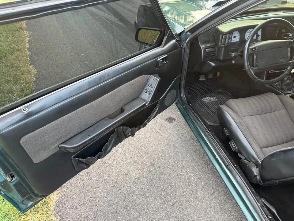 1993 Ford Mustang 3rd Gen - Image 10 of 18