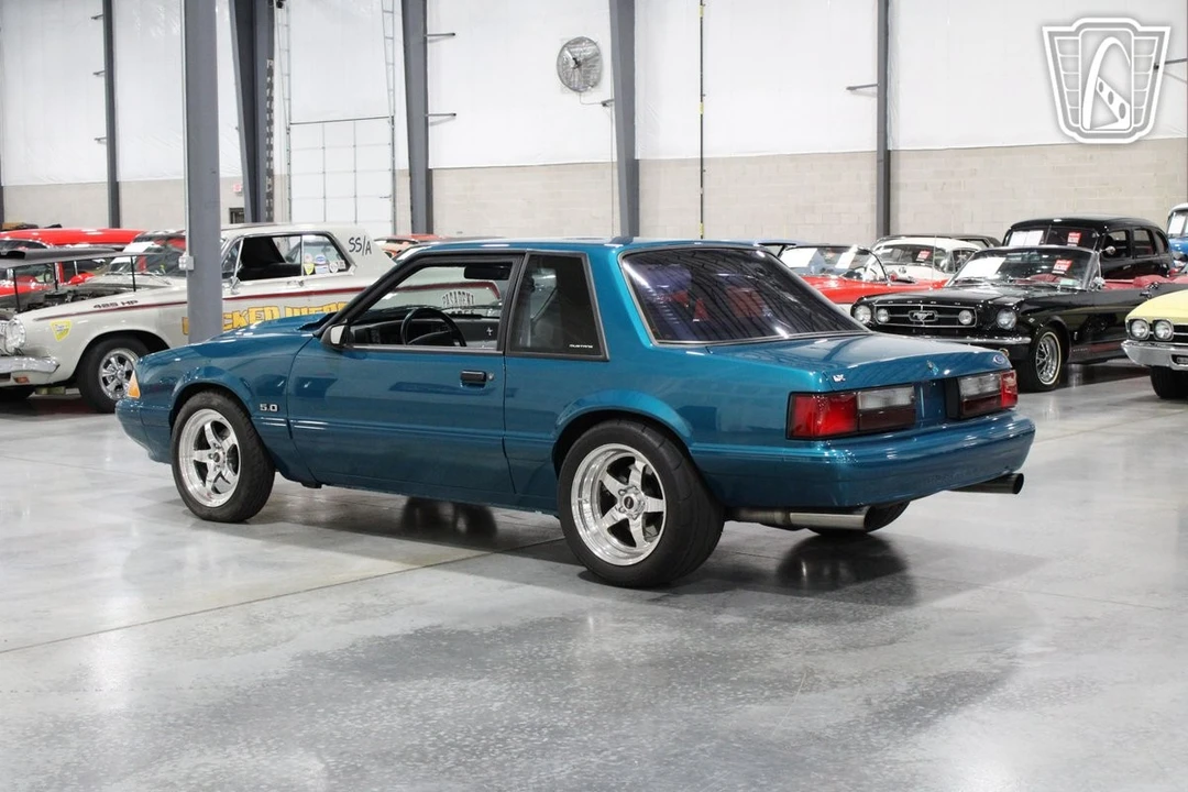 1993 Ford Mustang 3rd Gen - Image 4 of 12