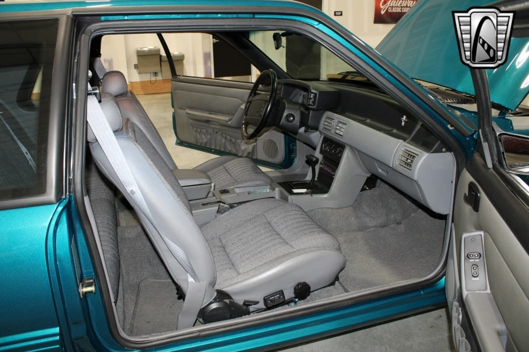 1993 Ford Mustang 3rd Gen - Image 9 of 12