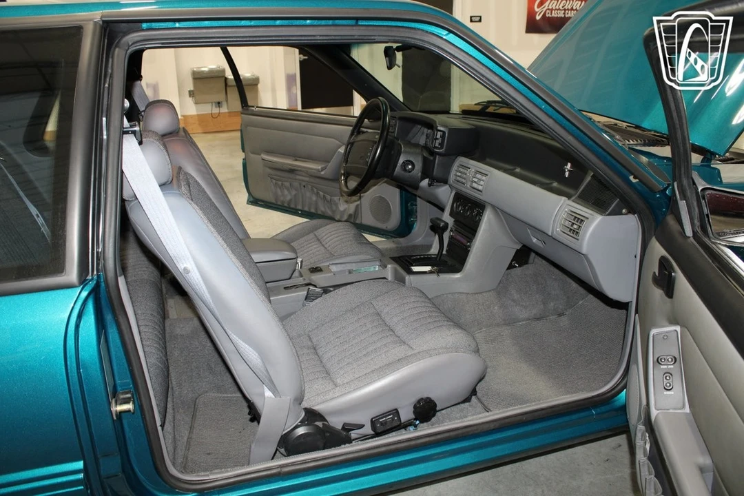 1993 Ford Mustang 3rd Gen - Image 8 of 12