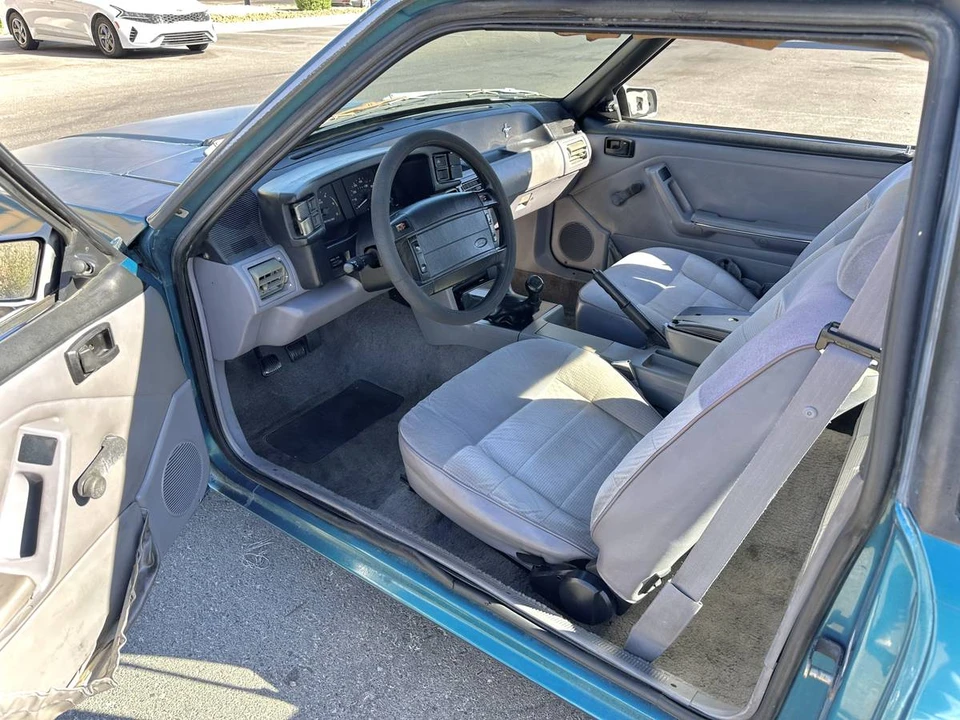 1993 Ford Mustang 3rd Gen - Image 9 of 10