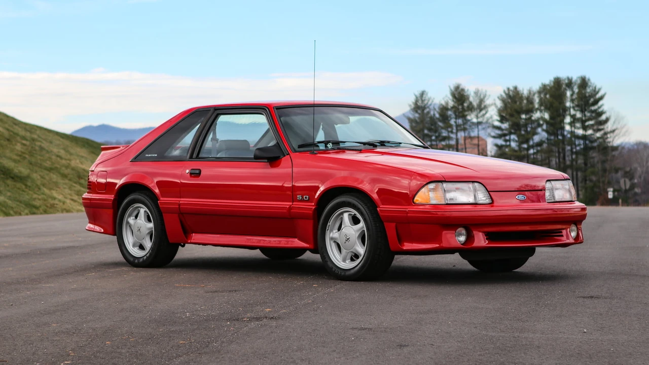 1993 Ford Mustang GT 3rd Gen - Image 9 of 31