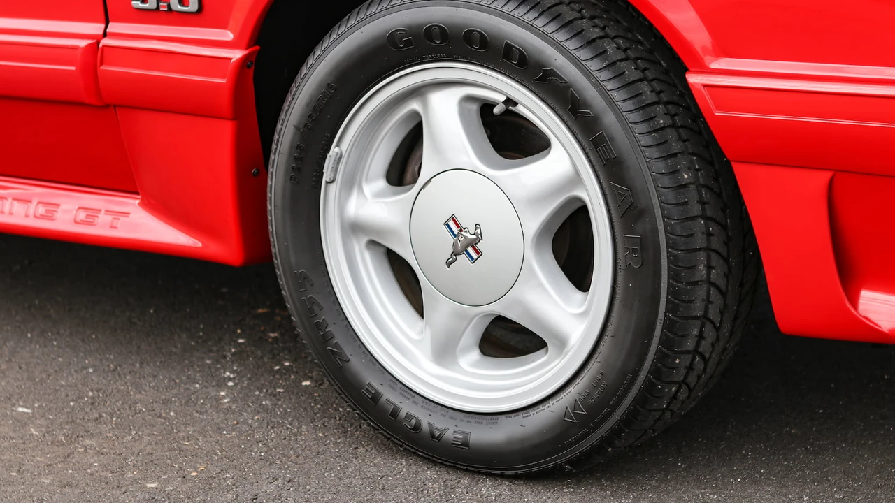 1993 Ford Mustang GT 3rd Gen - Image 15 of 31