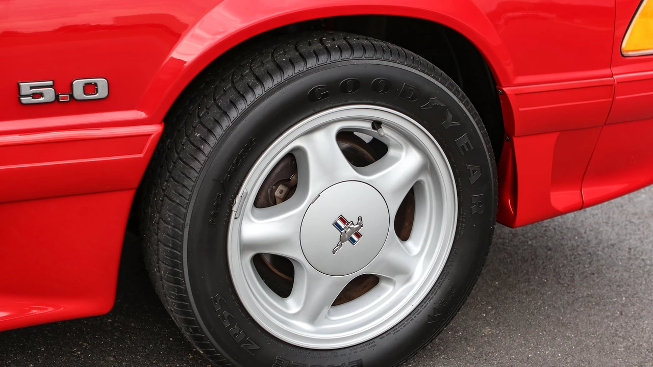 1993 Ford Mustang GT 3rd Gen - Image 17 of 31