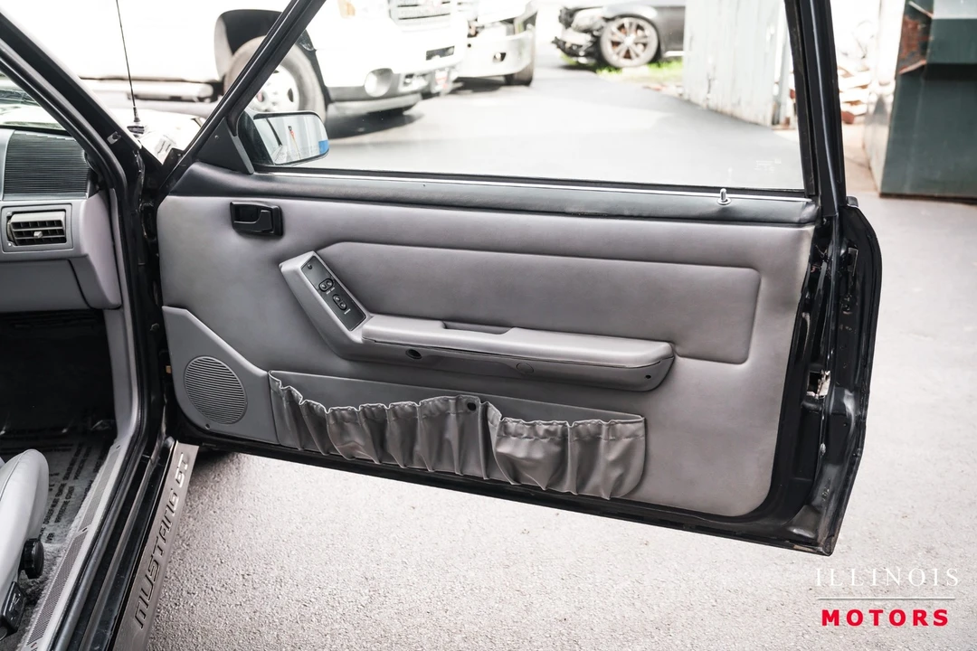 1993 Ford Mustang GT 3rd Gen - Image 25 of 31
