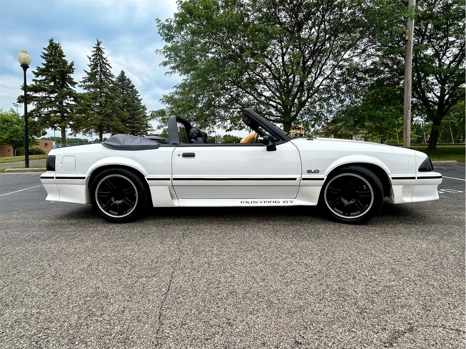 1993 Ford Mustang GT 3rd Gen - Image 10 of 31