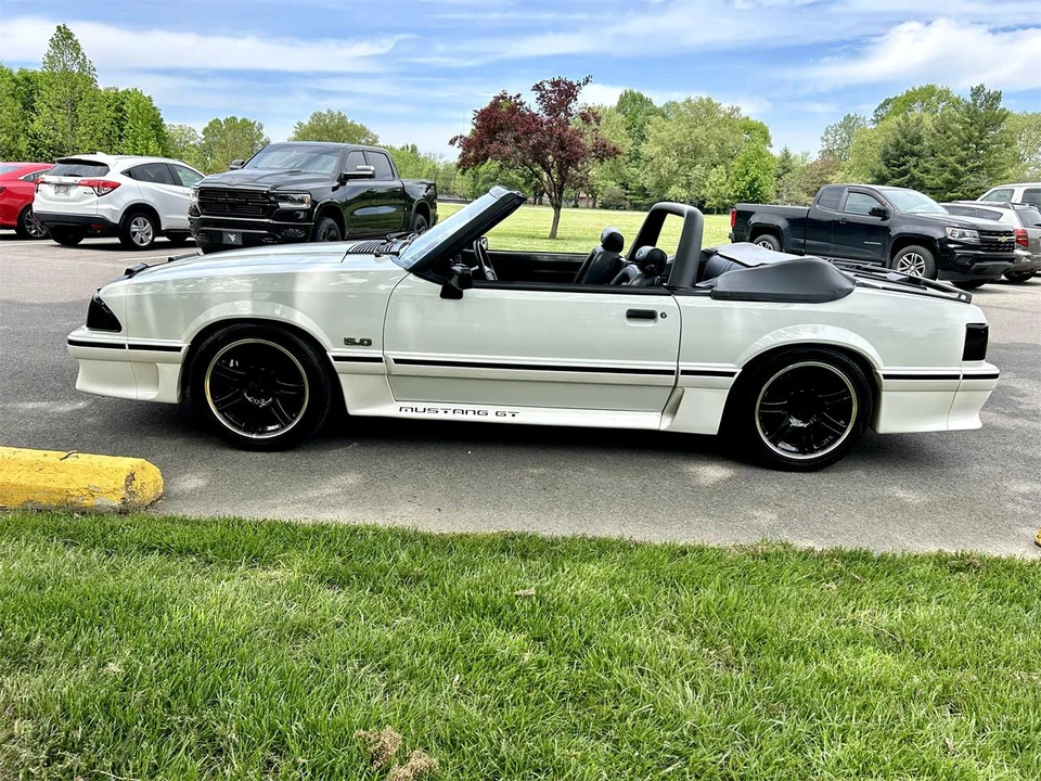 1993 Ford Mustang GT 3rd Gen - Image 27 of 31