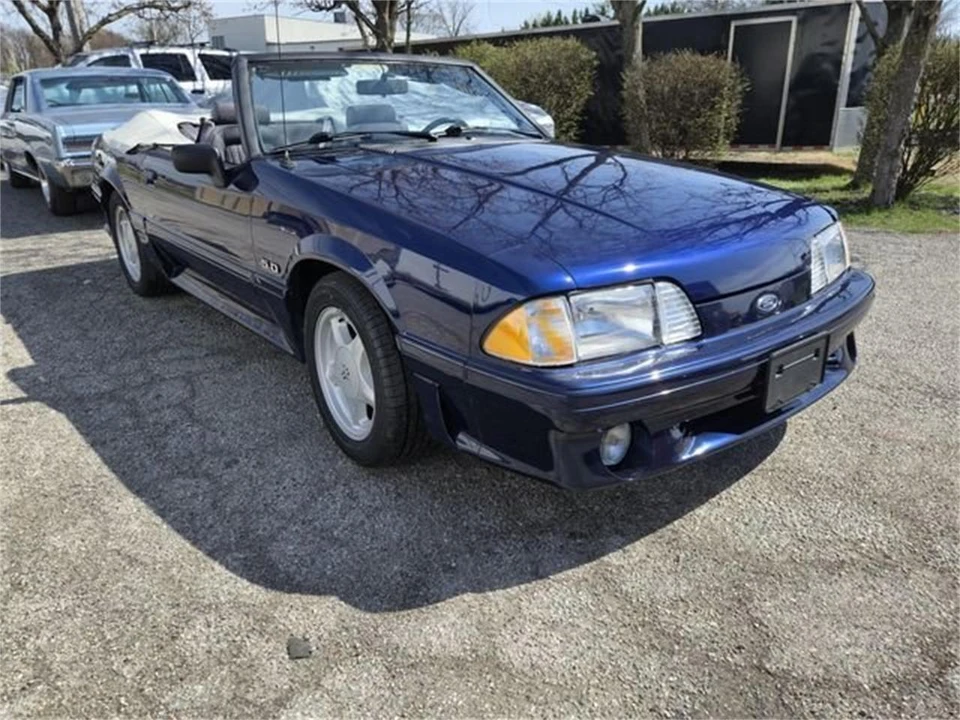1993 Ford Mustang GT 3rd Gen - Image 3 of 5