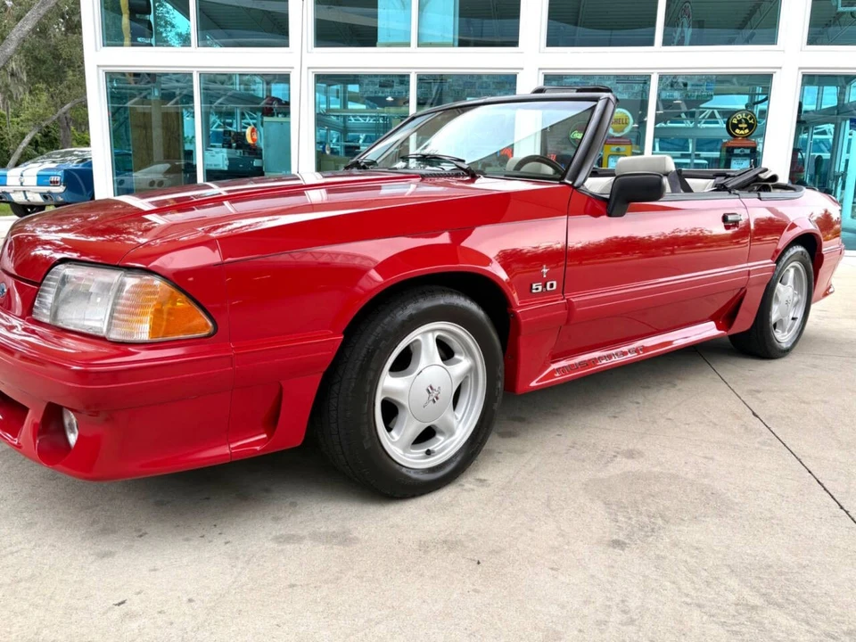 1993 Ford Mustang GT 3rd Gen - Image 12 of 31