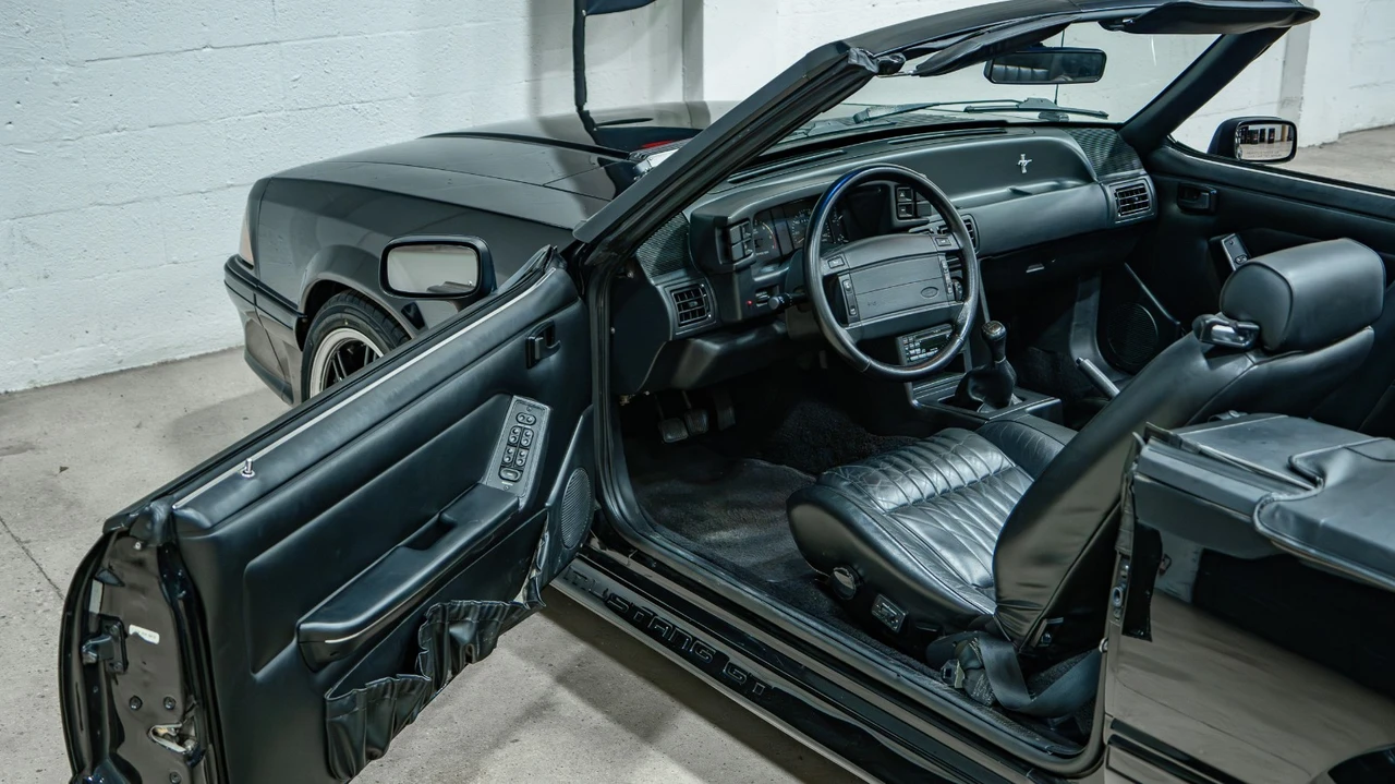 1993 Ford Mustang GT 3rd Gen - Image 27 of 31