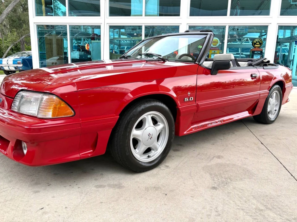 1993 Ford Mustang GT 3rd Gen - Image 13 of 31