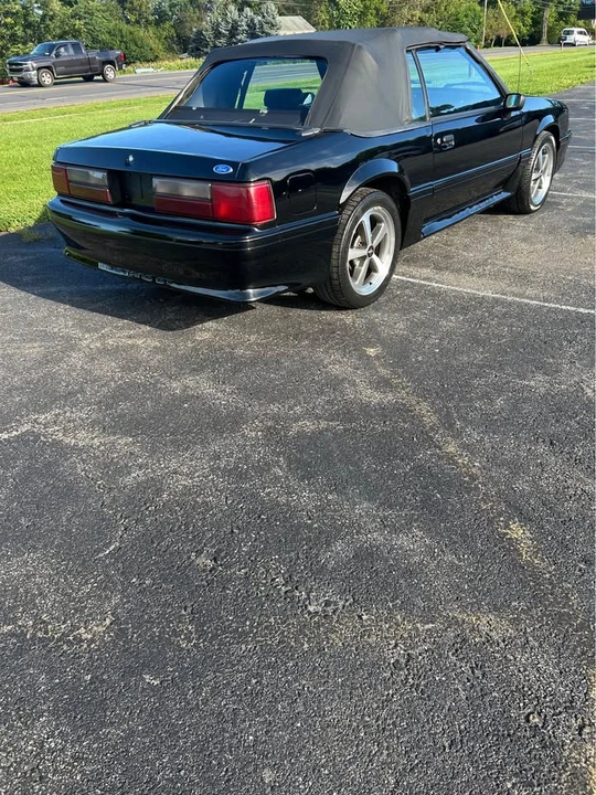 1993 Ford Mustang GT 3rd Gen - Image 4 of 12