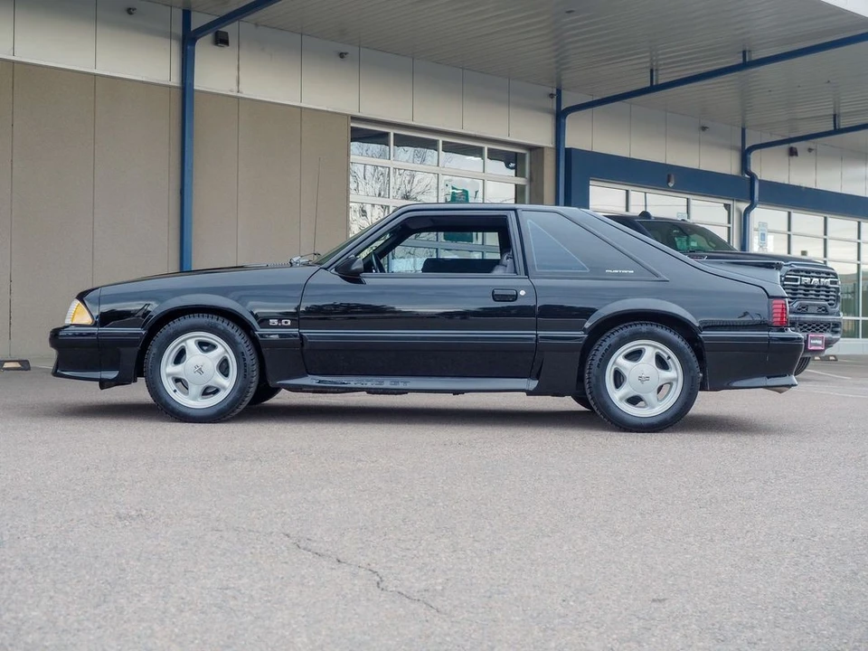 1993 Ford Mustang GT 3rd Gen - Image 9 of 12