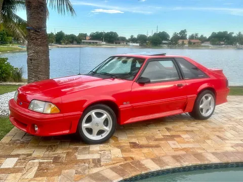 1993 Ford Mustang GT Hatchback 2D