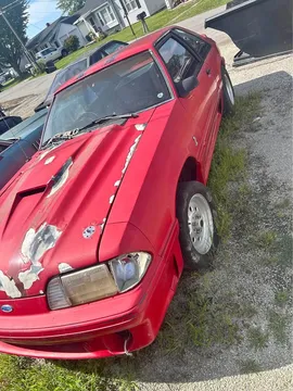 1993 Ford Mustang GT Hatchback 2D