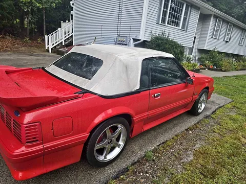 1993 Ford Mustang GT Premium Convertible 2D