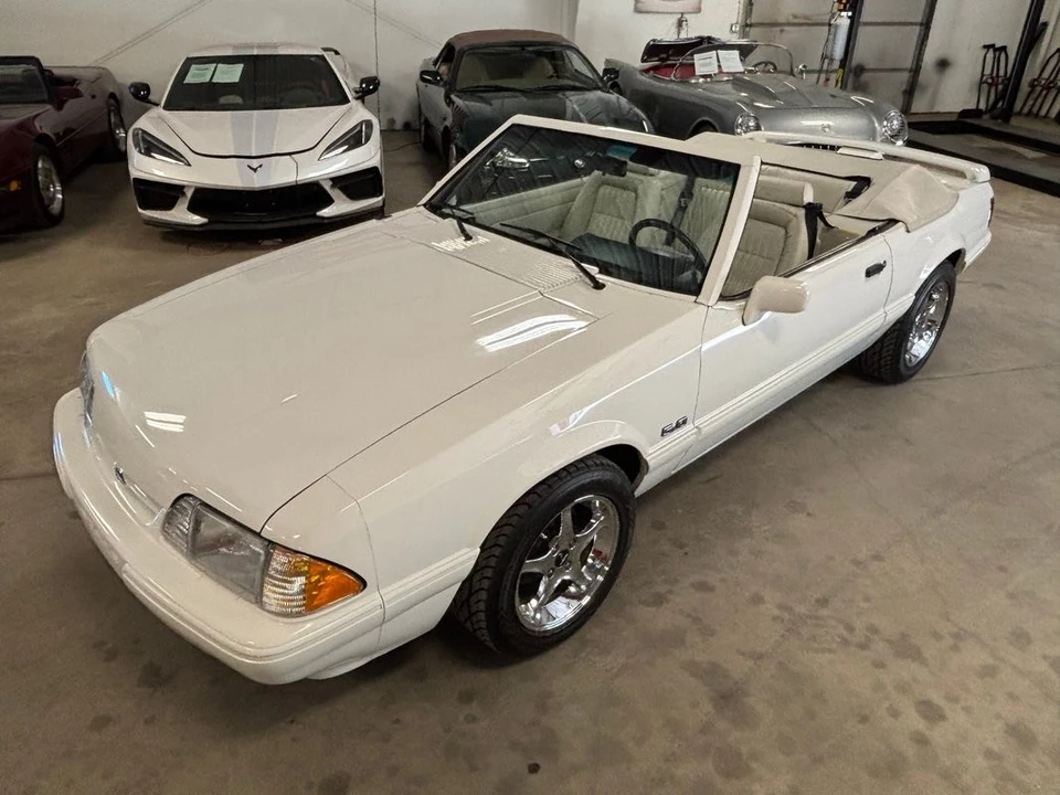 1993 Ford Mustang GT 3rd Gen - Image 20 of 31