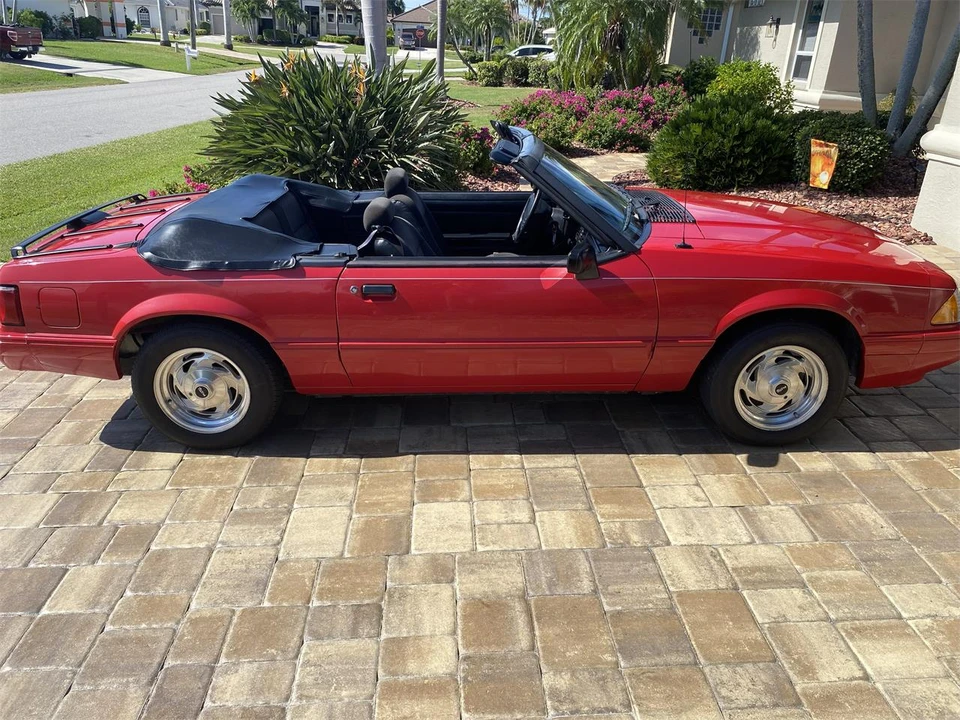 1993 Ford Mustang 3rd Gen - Image 3 of 26